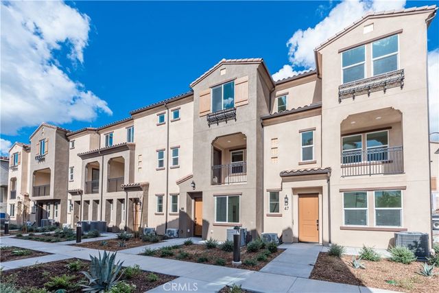 2317 W Broadway 46, Anaheim, CA 92804