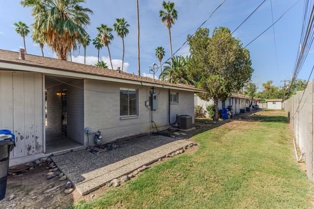 524 W Fairway Drive Unit 6, Mesa, AZ 85201