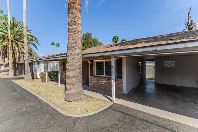 524 W Fairway Drive Unit 6, Mesa, AZ 85201