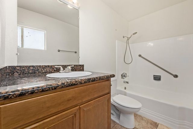 524 W Fairway Drive Unit 6, Mesa, AZ 85201