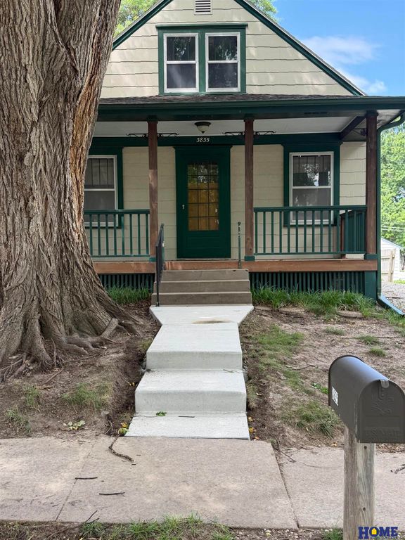 3835 S 16th Street, Lincoln, NE 68502