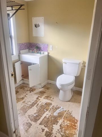 2106 Russell AVE, Roanoke, VA 24015