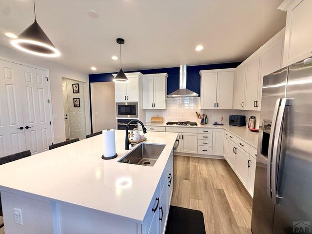 3417 Bella Luna Dr, Pueblo, CO 81001