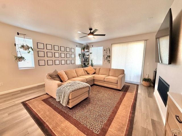 3417 Bella Luna Dr, Pueblo, CO 81001