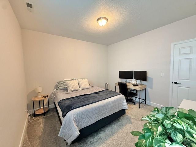 3417 Bella Luna Dr, Pueblo, CO 81001