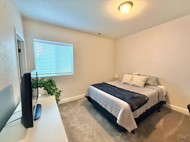 3417 Bella Luna Dr, Pueblo, CO 81001