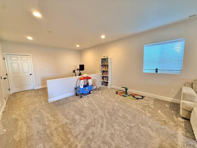 3417 Bella Luna Dr, Pueblo, CO 81001