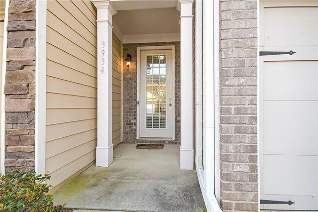 3934 Princeton Lakes Pass SW, Atlanta, GA 30331