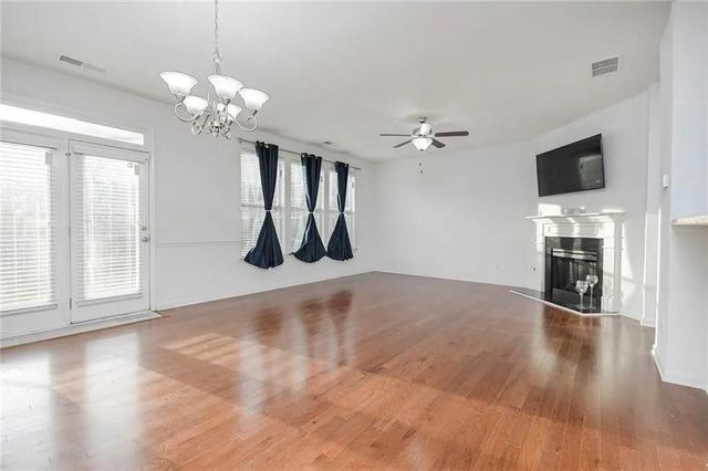 3934 Princeton Lakes Pass SW, Atlanta, GA 30331