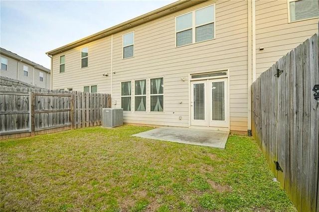 3934 Princeton Lakes Pass SW, Atlanta, GA 30331