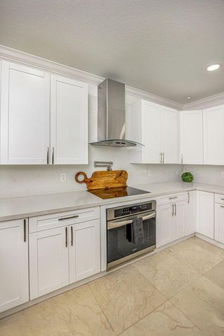1879 HIDDEN TRAIL Lane, Weston, FL 33327