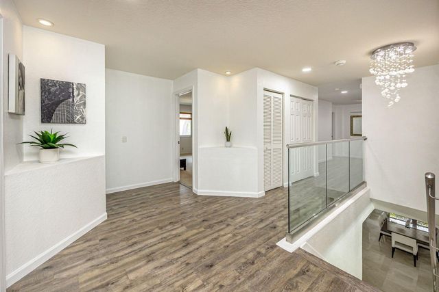 1879 HIDDEN TRAIL Lane, Weston, FL 33327