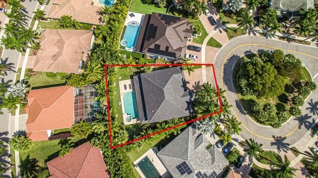 1879 HIDDEN TRAIL Lane, Weston, FL 33327