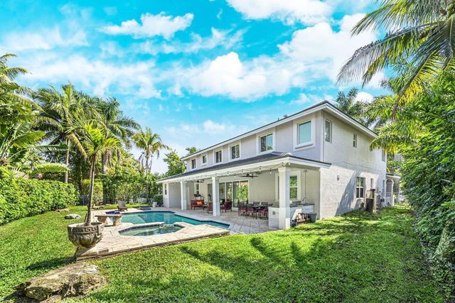 1879 HIDDEN TRAIL Lane, Weston, FL 33327