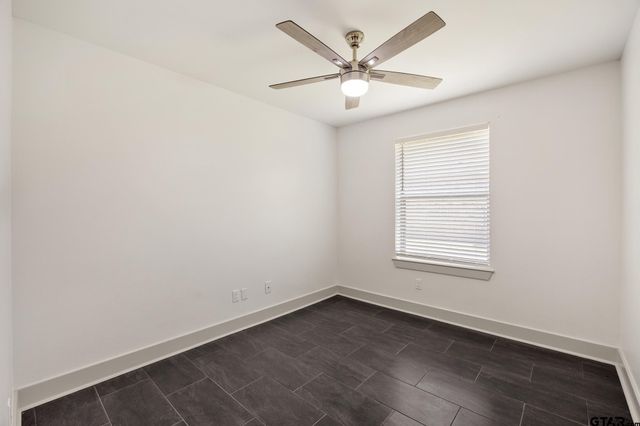 7343 Rockpoint Lane, Tyler, TX 75703