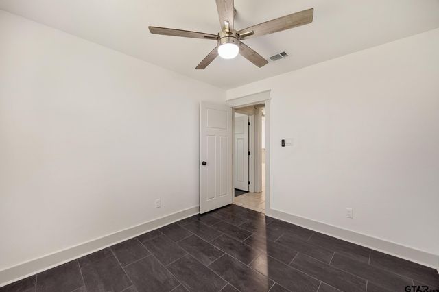 7343 Rockpoint Lane, Tyler, TX 75703