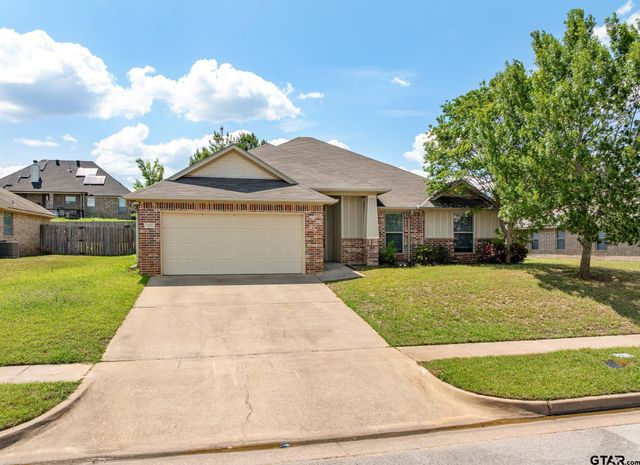 7343 Rockpoint Lane, Tyler, TX 75703