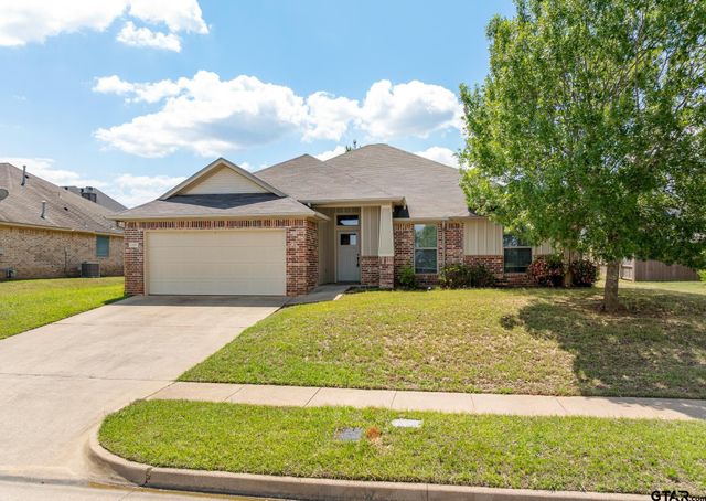7343 Rockpoint Lane, Tyler, TX 75703
