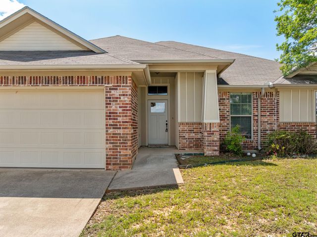 7343 Rockpoint Lane, Tyler, TX 75703