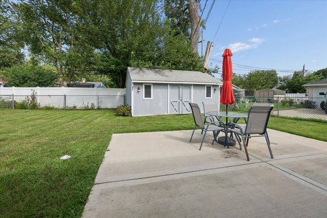 2207 Marmion Avenue, Joliet, IL 60436