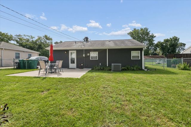 2207 Marmion Avenue, Joliet, IL 60436