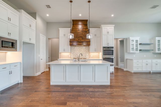 7730 Barber Ranch Road, Fort Worth, TX 76126