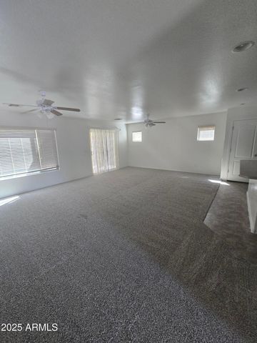 903 S Swallow Lane, Gilbert, AZ 85296