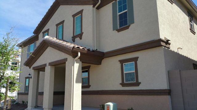 903 S Swallow Lane, Gilbert, AZ 85296