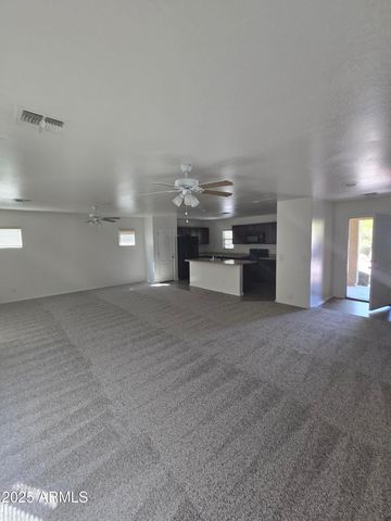 903 S Swallow Lane, Gilbert, AZ 85296
