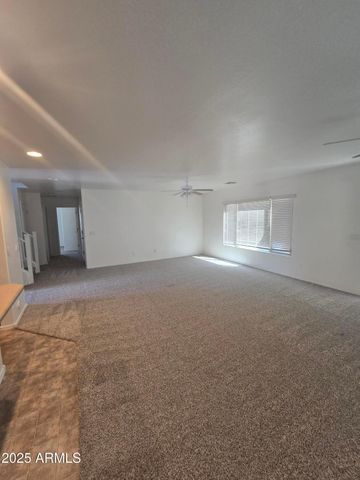 903 S Swallow Lane, Gilbert, AZ 85296