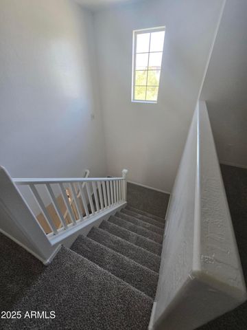 903 S Swallow Lane, Gilbert, AZ 85296