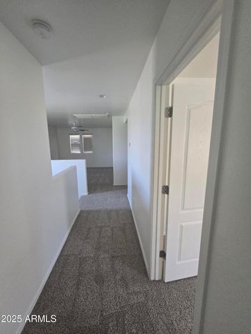 903 S Swallow Lane, Gilbert, AZ 85296
