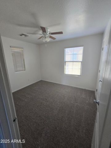 903 S Swallow Lane, Gilbert, AZ 85296