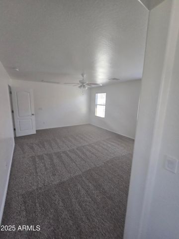 903 S Swallow Lane, Gilbert, AZ 85296