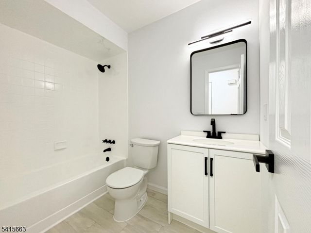 1 Beaver Creek Dr 1, Vernon Twp., NJ 07462