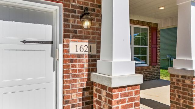 1621 Glover Avenue, Lexington, KY 40504