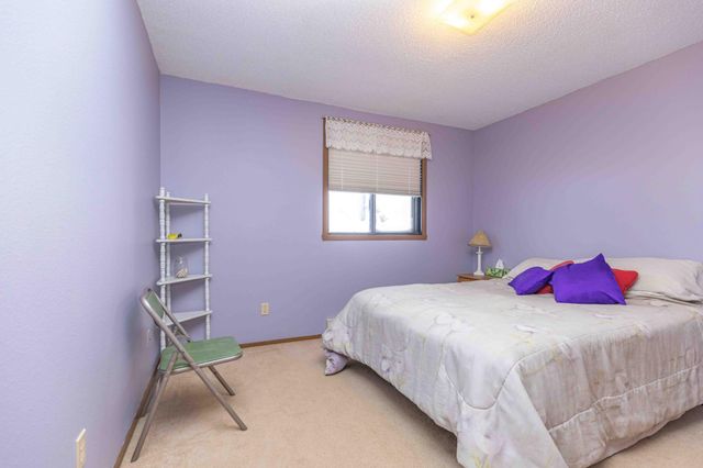 2832 32nd Street S, Moorhead, MN 56560