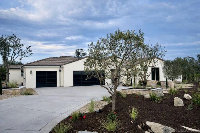 588 Twin Country Ln, Fallbrook, CA 92028