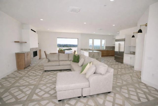 588 Twin Country Ln, Fallbrook, CA 92028