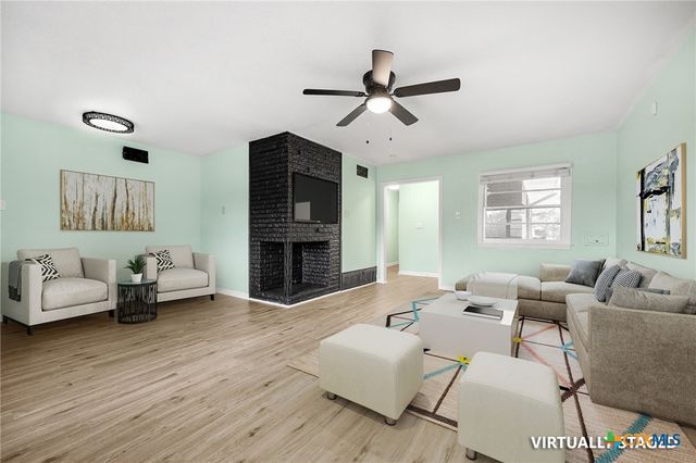 2215 N 9th Street, Temple, TX 76501
