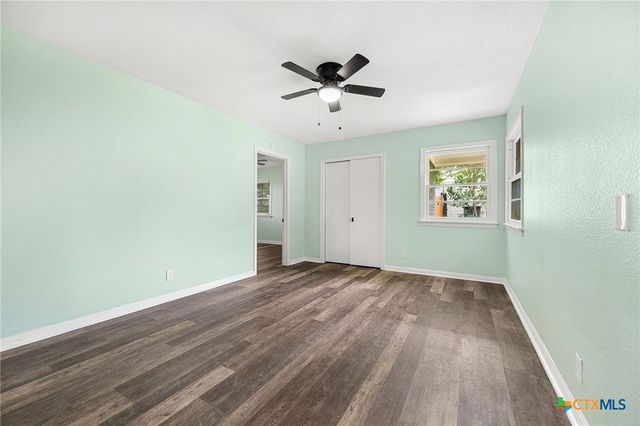 2215 N 9th Street, Temple, TX 76501