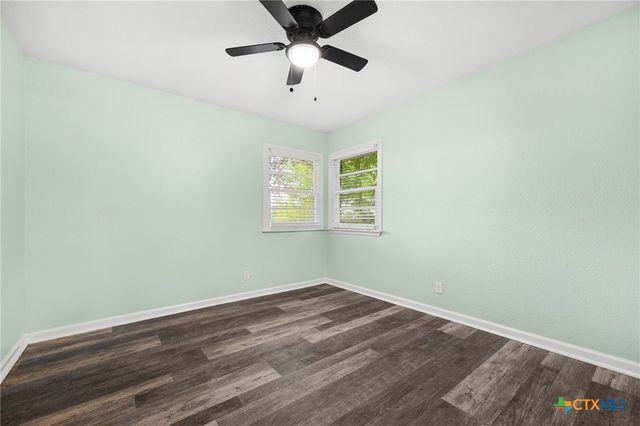 2215 N 9th Street, Temple, TX 76501