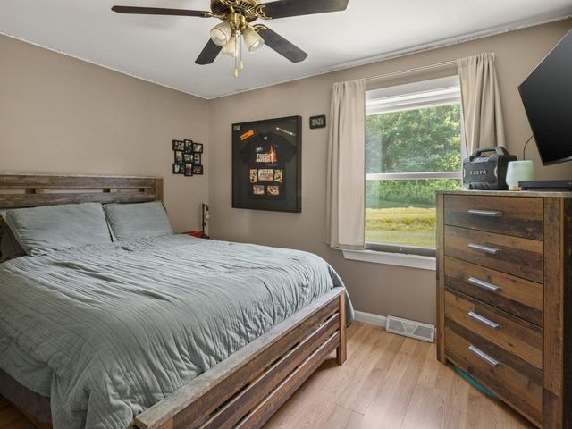 4 Sleepy Hollow Road, Essex, VT 05452