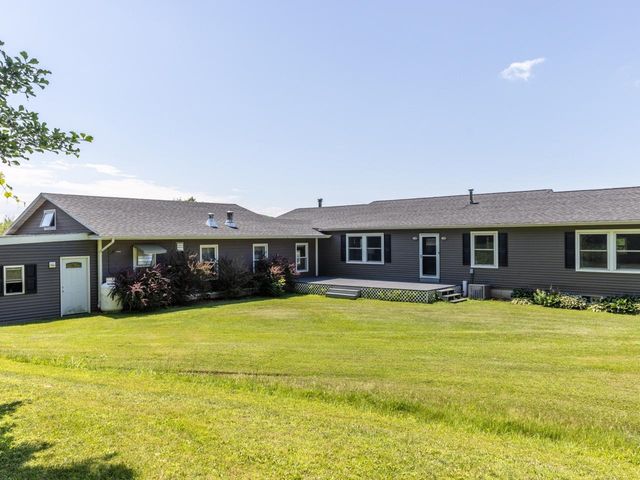 4 Sleepy Hollow Road, Essex, VT 05452