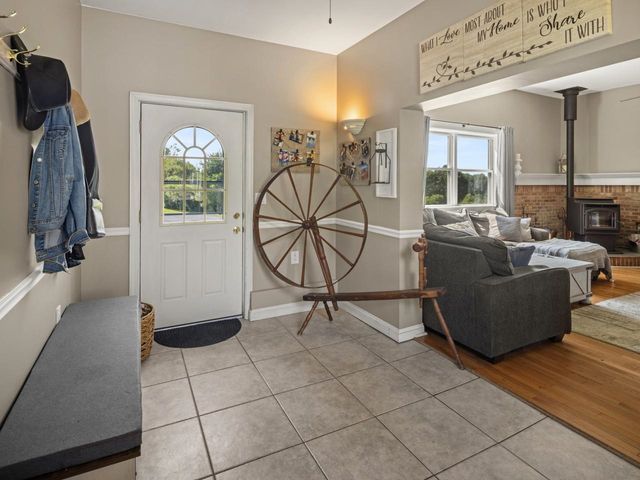 4 Sleepy Hollow Road, Essex, VT 05452