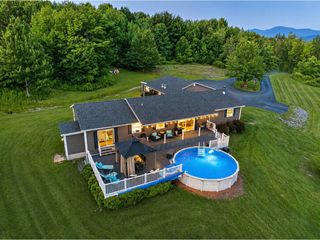 4 Sleepy Hollow Road, Essex, VT 05452