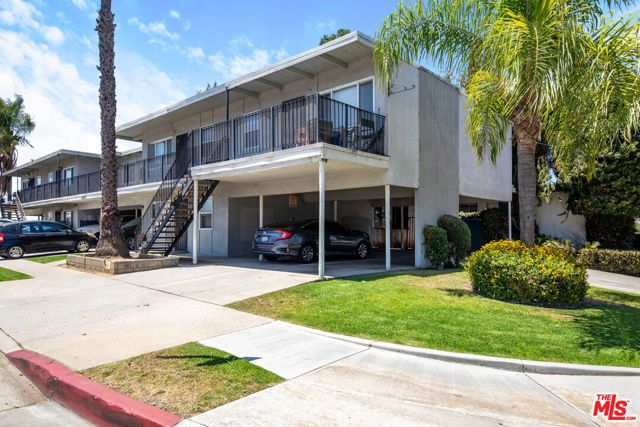 12003 Berendo Avenue, Los Angeles, CA 90044