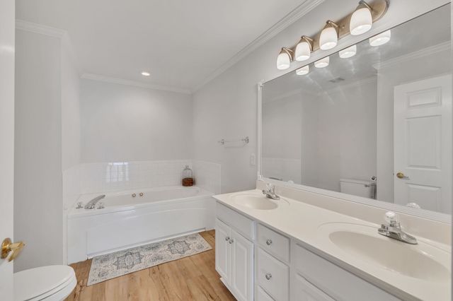 702 Forest Glen Cir, Murfreesboro, TN 37128