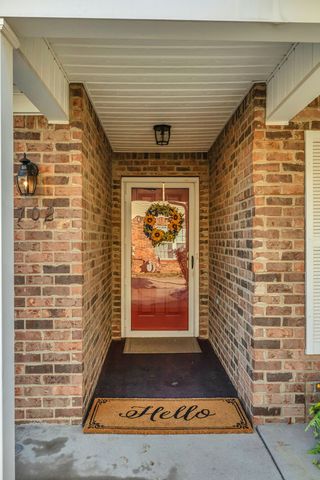 702 Forest Glen Cir, Murfreesboro, TN 37128