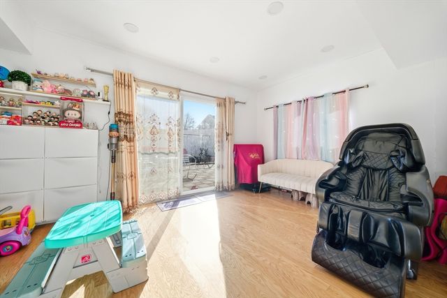 29 Joseph Rd, Braintree, MA 02184